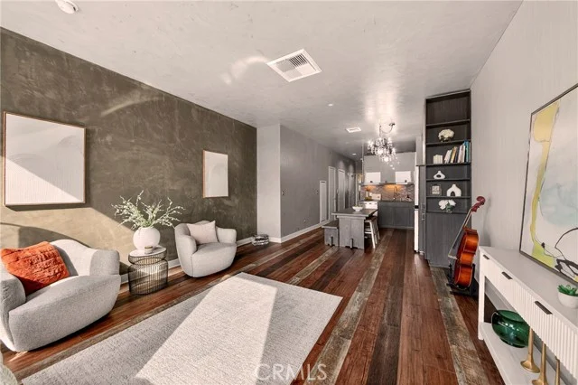 3810 Wilshire Boulevard #909 photo 4