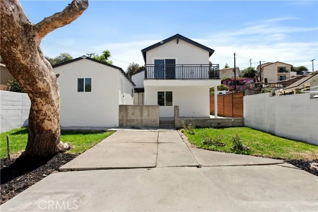 1451 Volney Drive photo 4