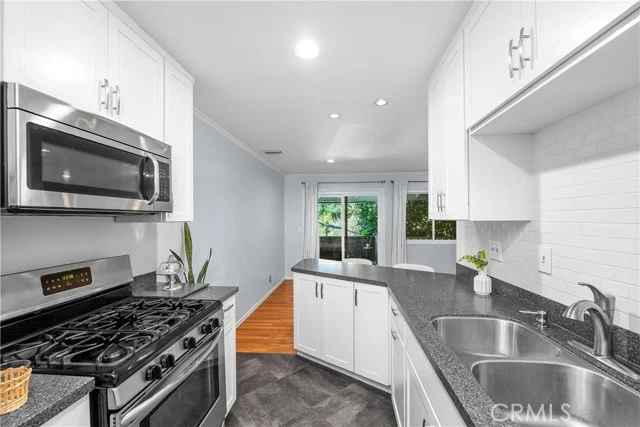 4252 fair Avenue #22 photo 4