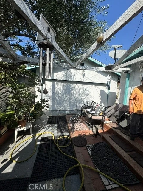 607 Esperanza photo 3