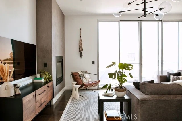 433 Pine #408, Long Beach