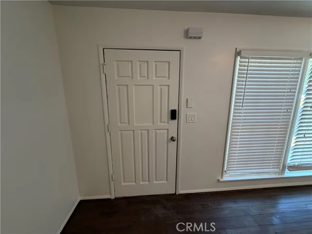 22538 Berdon Street photo 4