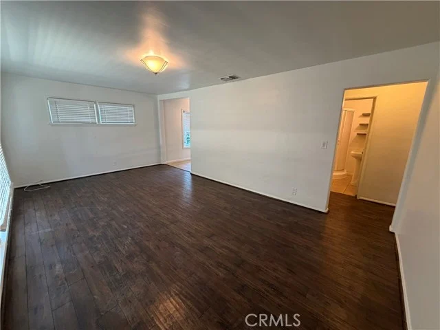22538 Berdon Street photo 5