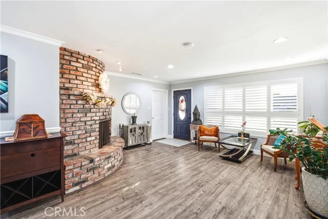2102 Pattiz Avenue photo 4
