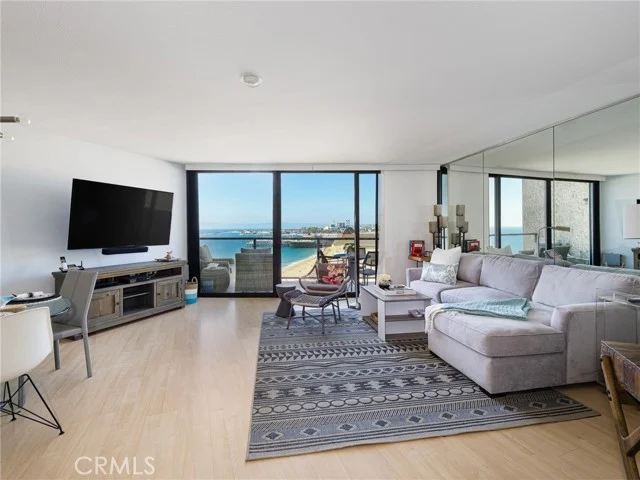 531 Esplanade #313 photo 5