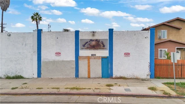 10808 S Broadway, Los Angeles
