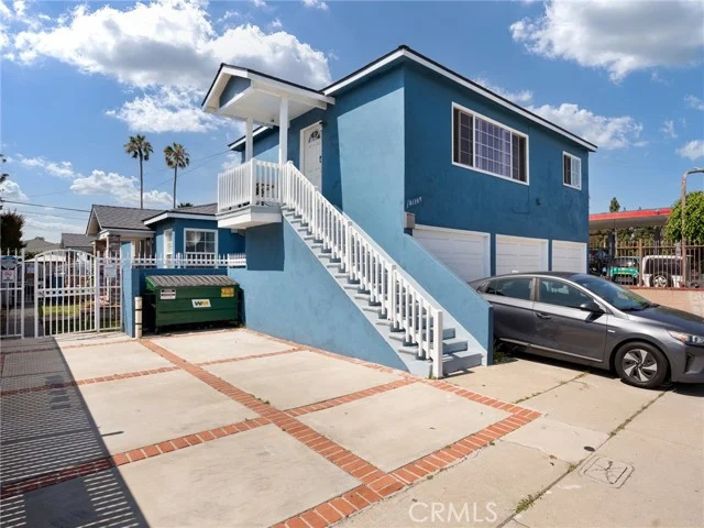 5126 W El Segundo Boulevard photo 2