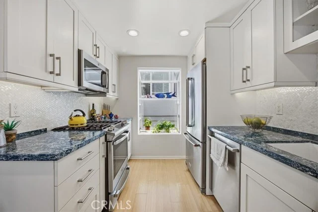 941 1st Street photo 5