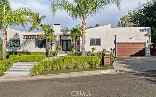 4060 Harclare Lane photo 5
