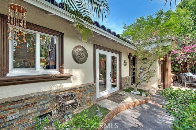 17419 Cohasset, Lake Balboa