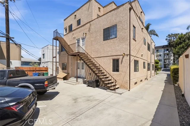 3632 E 1st photo 5