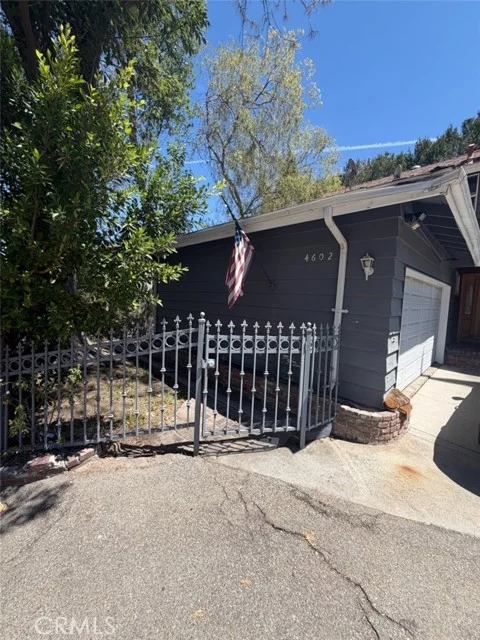 4602 Hurford Terrace photo 2