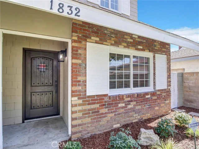 1832 E Turmont photo 3