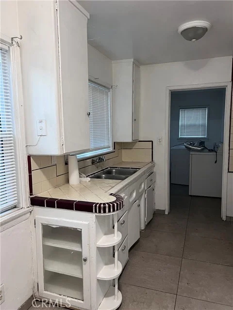 333 E 83rd Street photo 3