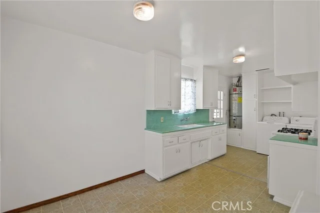 1430 Lakme Avenue photo 5