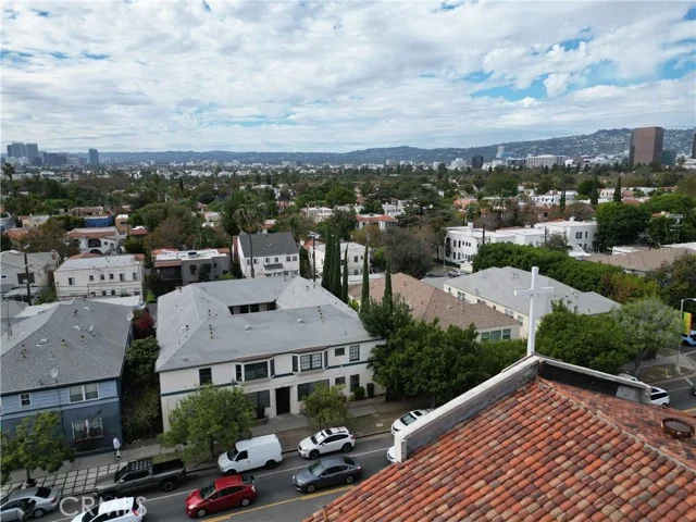 1215 S Fairfax photo 3