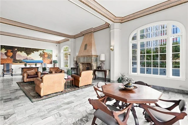 360 W Ocean Blvd #407 photo 5