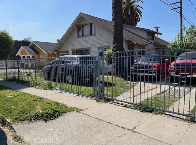 436 W 76th, Los Angeles
