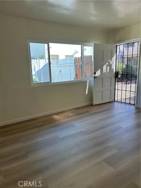 4057 Baywood photo 4