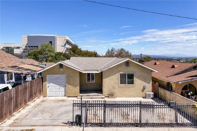826 Geraghty Avenue, Los Angeles