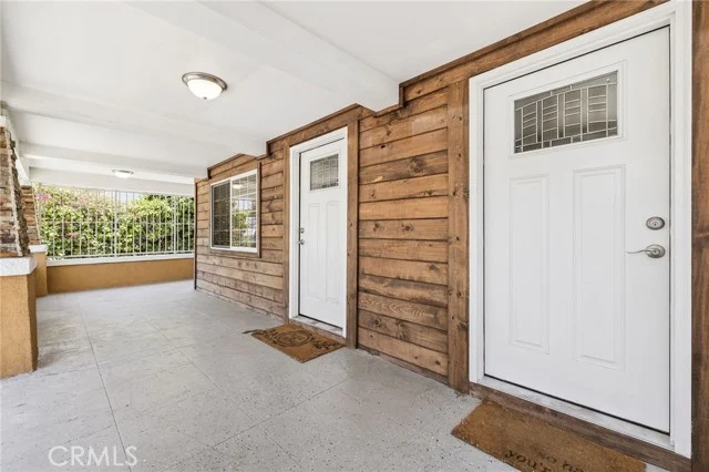 2104 Crenshaw Boulevard photo 4
