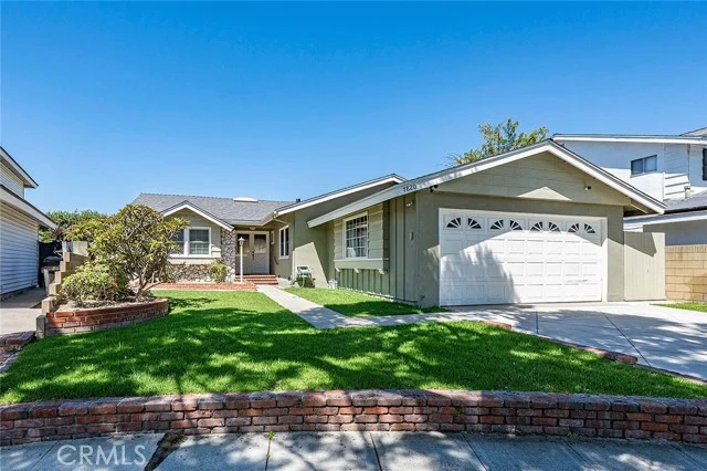 7820 E Ritchie Street photo 2