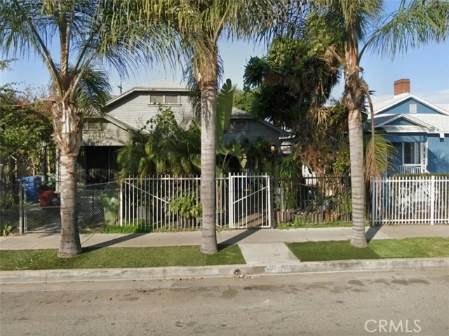 5611 S Normandie, Los Angeles