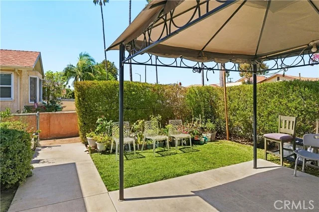 1424 252nd Street photo 3