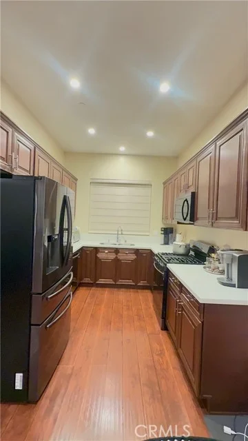7611 Lilly Way photo 4