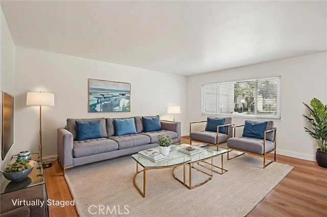11813 Runnymede Street #27 photo 2