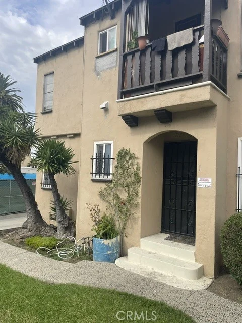 2507 W 4th, Los Angeles