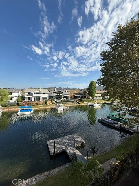 1284 Westwind photo 3