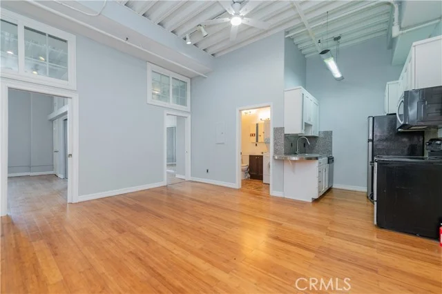 312 W 5th Street #304 photo 5
