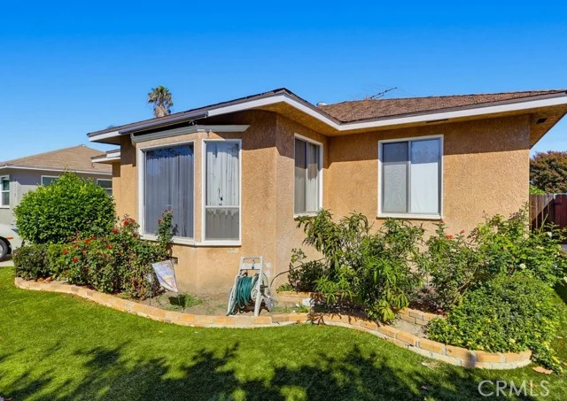 4712 Montair photo 3