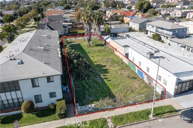 5869 West photo 3