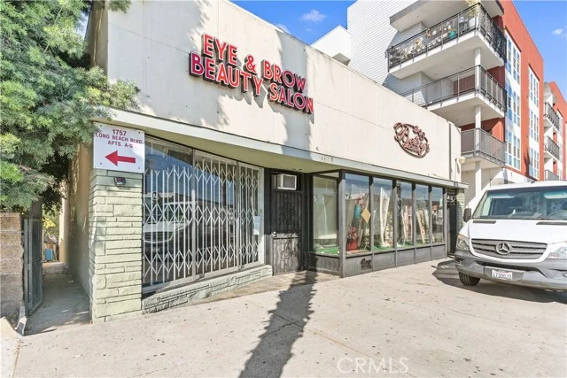 1757 Long Beach photo 3