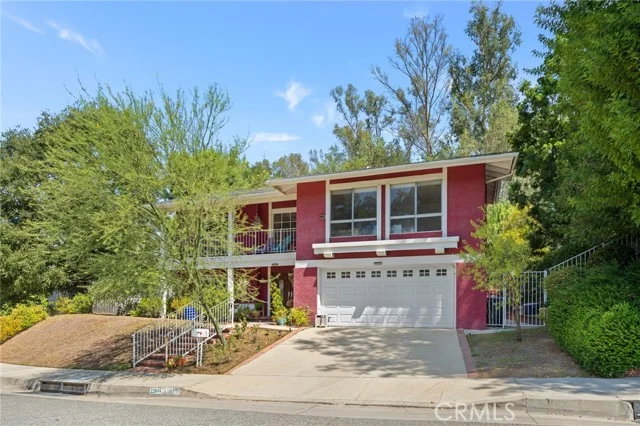 22855 Sparrowdell, Calabasas