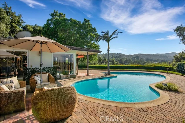 3701 Royal Meadow, Sherman Oaks