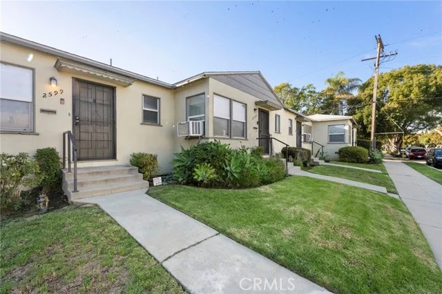 2593 Amherst photo 5