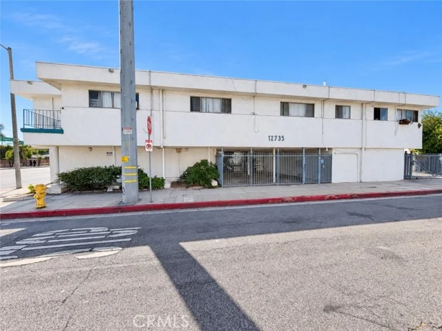 4701 W El Segundo, Hawthorne