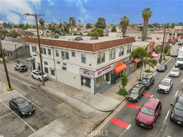 247 W Florence photo 2