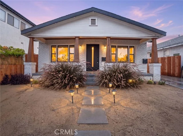 2342 S Cochran, Los Angeles
