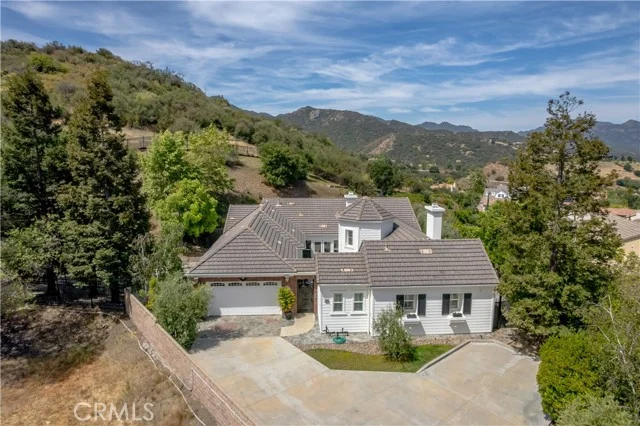 1686 Sycamore Canyon photo 2