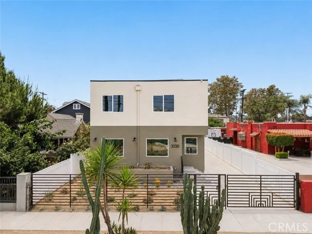 3038 Casitas Avenue photo 2