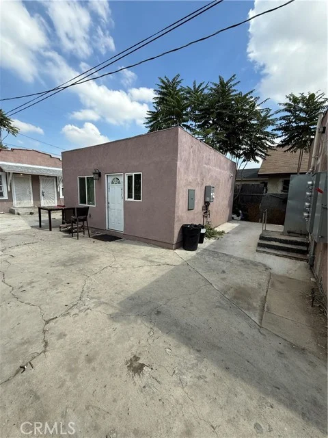 1141 East 50th Street photo 5