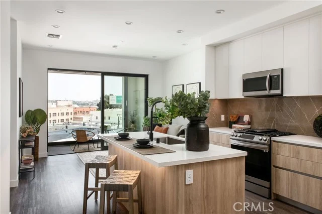 118 Astronaut Ellison S Onizuka Street #207 photo 5