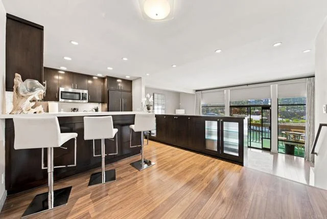 9126 Marina Pacifica Drive N photo 3