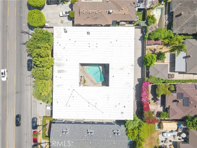 6535 Fulton photo 3