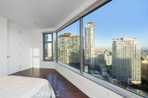801 S Grand Avenue #2111 photo 4