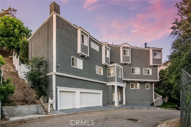 23200 Cass Avenue photo 2
